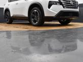 Thumbnail of 2025 Everest White Pearl Nissan Rogue