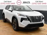 Photo of 2025 Everest White Pearl Nissan Rogue