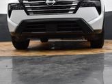 Thumbnail of 2025 Everest White Pearl Nissan Rogue