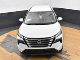 Thumbnail of 2025 Everest White Pearl Nissan Rogue