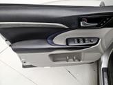 Thumbnail of 2018 Silver Toyota Highlander