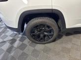 Thumbnail of 2022 Bright White Clearcoat Jeep Grand Cherokee