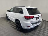 Thumbnail of 2022 Bright White Clearcoat Jeep Grand Cherokee