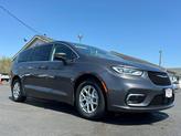 Photo of 2023 Ceramic Gray Clearcoat Chrysler Pacifica