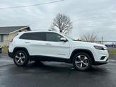 Thumbnail of 2019 Bright White Clearcoat Jeep Cherokee
