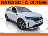 Photo of 2022 Glacial White Pearl Kia Sorento