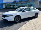 Thumbnail of 2025 Platinum White Pearl Honda Accord Hybrid