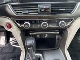 Thumbnail of 2019 Platinum White Pearl Honda Accord