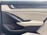 Thumbnail of 2019 Platinum White Pearl Honda Accord