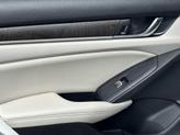 Thumbnail of 2019 Platinum White Pearl Honda Accord