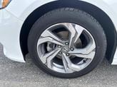 Thumbnail of 2019 Platinum White Pearl Honda Accord