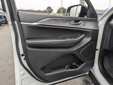 Thumbnail of 2025 Bright White Clearcoat Jeep Grand Cherokee