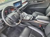 Thumbnail of 2022 Infinite Black Metallic Clearcoat Lincoln Nautilus