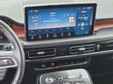 Thumbnail of 2022 Infinite Black Metallic Clearcoat Lincoln Nautilus