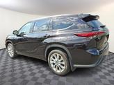 Thumbnail of 2021 Opulent Amber Toyota Highlander Hybrid