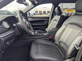 Thumbnail of 2025 Diamond Black Crystal Pearl-Coat Exterior Paint Jeep Grand Cherokee