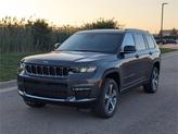 Thumbnail of 2025 Baltic Gray Metallic Clear-Coat Exterior Paint Jeep Grand Cherokee