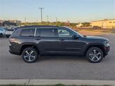 Thumbnail of 2025 Baltic Gray Metallic Clear-Coat Exterior Paint Jeep Grand Cherokee
