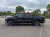 Thumbnail of 2025 Diamond Black Crystal Pearl-Coat Exterior Paint RAM 1500