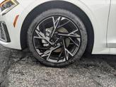 Thumbnail of 2025 Snow White Pearl Kia K5