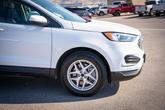 Thumbnail of 2024 Oxford White Ford Edge