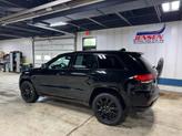 Thumbnail of 2022 Diamond Black Jeep Grand Cherokee WK