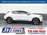 Photo of 2025 Summit White Chevrolet Equinox EV