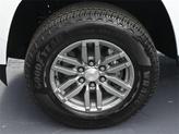 Thumbnail of 2025 Summit White Chevrolet Colorado
