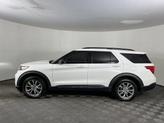 Thumbnail of 2021 Oxford White Ford Explorer