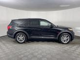 Thumbnail of 2024 Black Metallic Ford Explorer