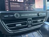 Thumbnail of 2020 Dolomite Silver Metallic Porsche Macan