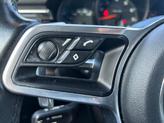 Thumbnail of 2020 Dolomite Silver Metallic Porsche Macan