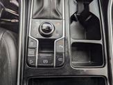 Thumbnail of 2024 Glacial White Pearl Kia Sorento
