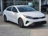 Thumbnail of 2024 Snow White Pearl Kia Forte