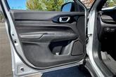 Thumbnail of 2025 Silver Zynith Metallic Clearcoat Jeep Compass
