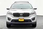 Thumbnail of 2016 Sparkling Silver Kia Sorento