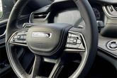 Thumbnail of 2025 Diamond Black Crystal Pearlcoat Jeep Grand Cherokee