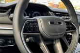 Thumbnail of 2025 Diamond Black Crystal Pearlcoat Jeep Grand Cherokee
