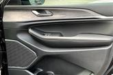 Thumbnail of 2025 Diamond Black Crystal Pearlcoat Jeep Grand Cherokee