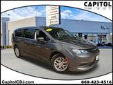 Photo of 2023 Granite Crystal Metallic Clearcoat Chrysler Voyager