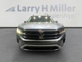 Thumbnail of 2021 Platinum Gray Metallic Volkswagen Atlas
