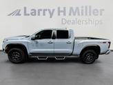 Thumbnail of 2025 Boulder Gray Metallic Nissan Frontier