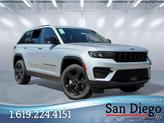 Photo of 2025 Silver Zynith Jeep Grand Cherokee