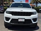 Thumbnail of 2025 Bright White Clearcoat Jeep Grand Cherokee