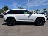 Thumbnail of 2025 Bright White Clearcoat Jeep Grand Cherokee