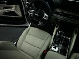 Thumbnail of 2022 Glacial White Pearl Kia Telluride