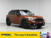 Photo of 2017 Orange MINI Countryman