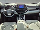 Thumbnail of 2023 White Toyota Highlander