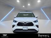 Thumbnail of 2023 White Toyota Highlander