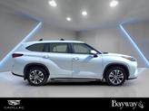 Thumbnail of 2023 White Toyota Highlander